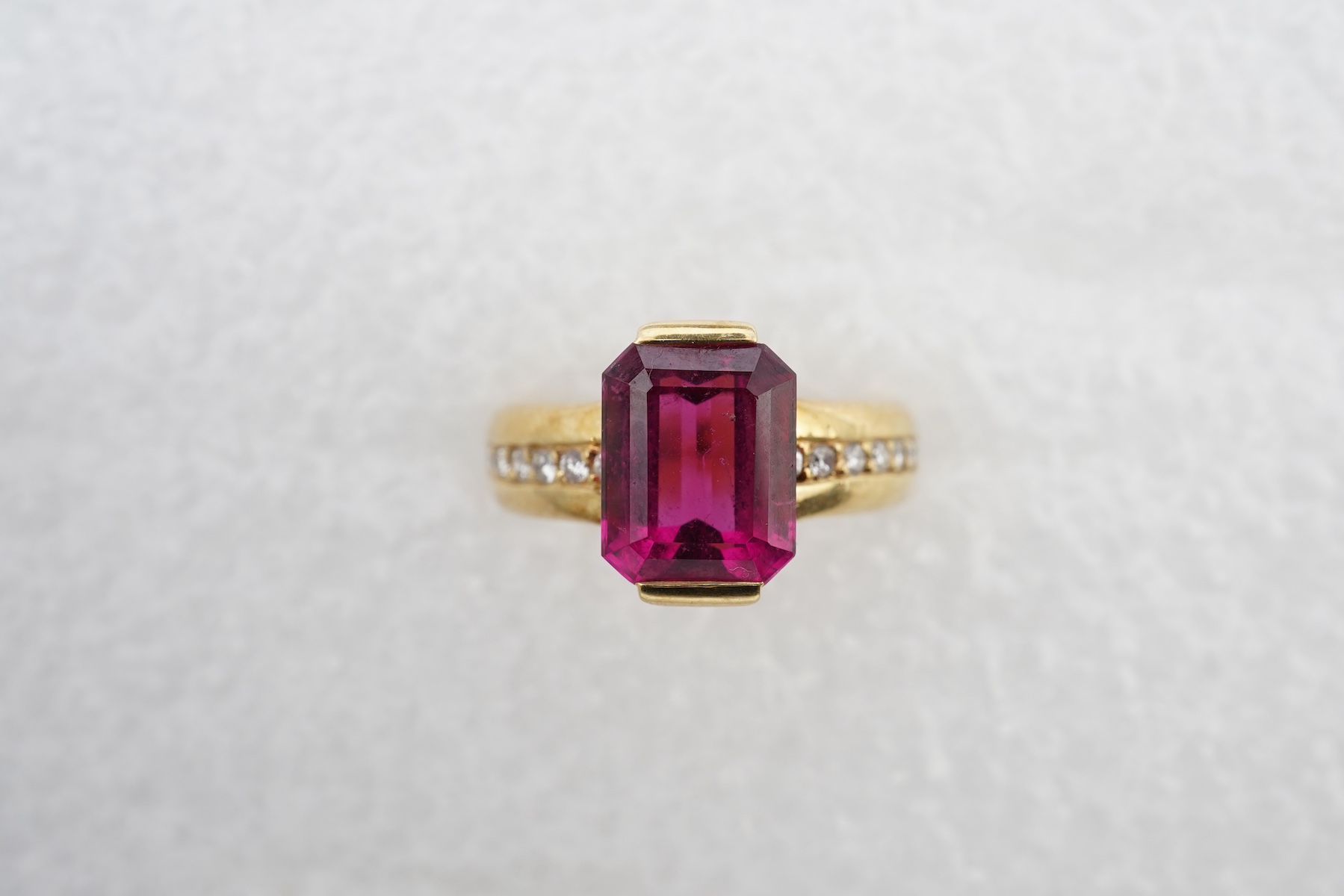 A rubellite tourmaline and diamond ring